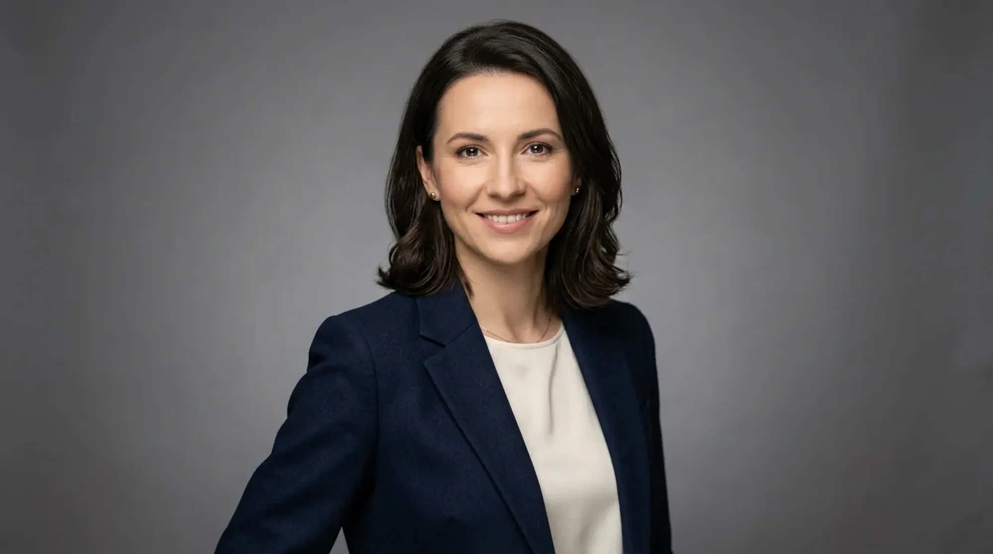 Portret Natalii Kowalczyk, edukatorki ds. ubezpieczeń komunikacyjnych